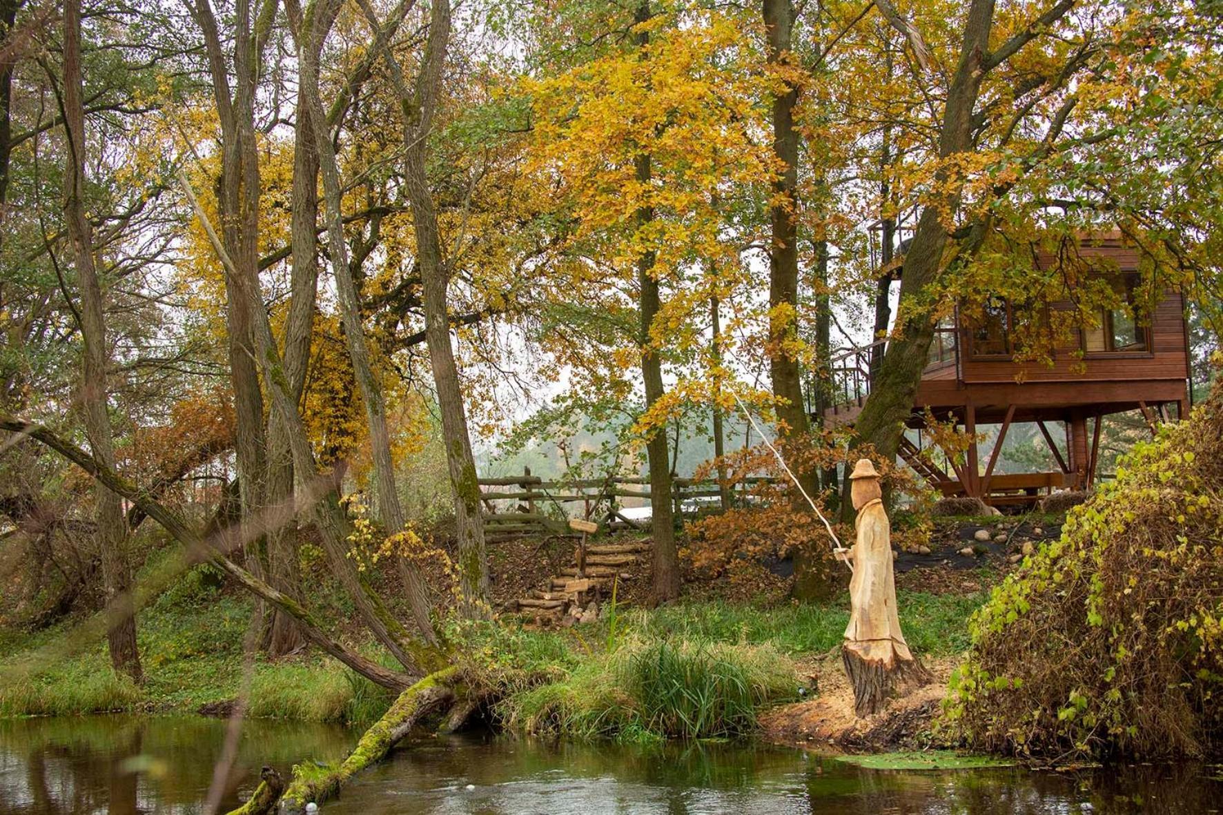 Domek Na Drzewie W Dolinie Uradu Villa Exterior foto